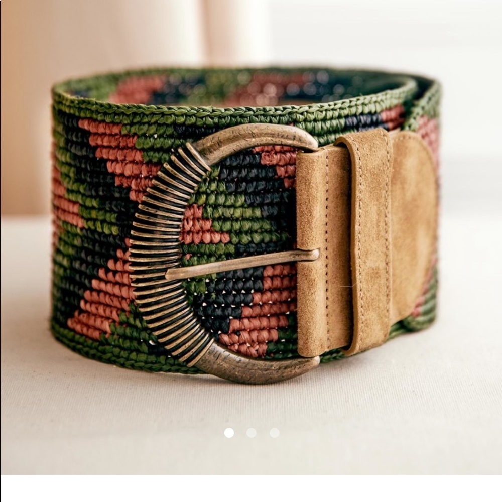 Sezane Carlie belt multi khaki size 80 in great condition